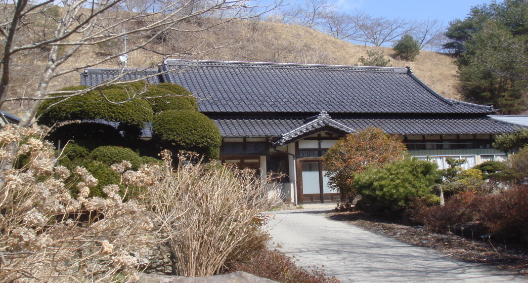 ���������{��